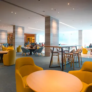 Отель Express Manila Newport City, An Ihg, Paranaque City